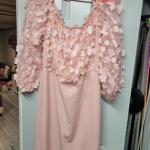 Pink mesh flower pencil dress